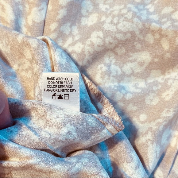 Kirious‎ Cheetah Print Wrap Tie Skirt With Side Slit Sz L Pink Romantic Delicate - Picture 10 of 10